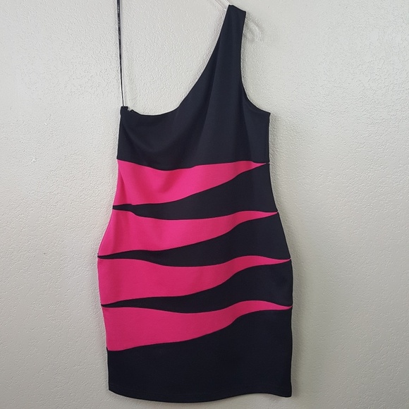 NWOT Forever 21 One Shoulder Stripe Dress 2X - Picture 2 of 7